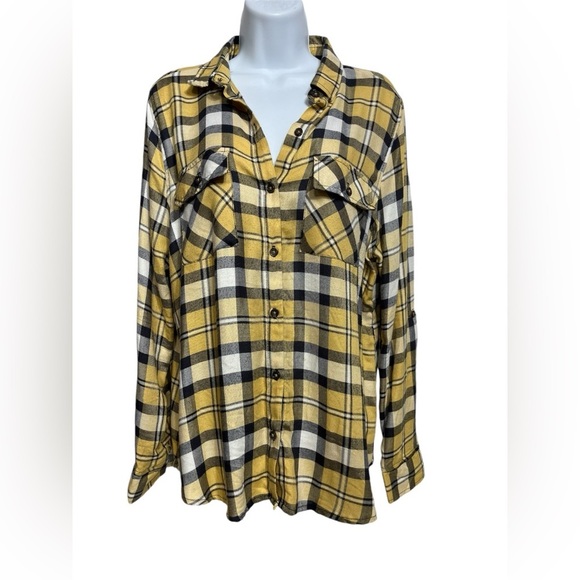 Polly & Esther Tops - 🔥Polly & Esther plaid top size large